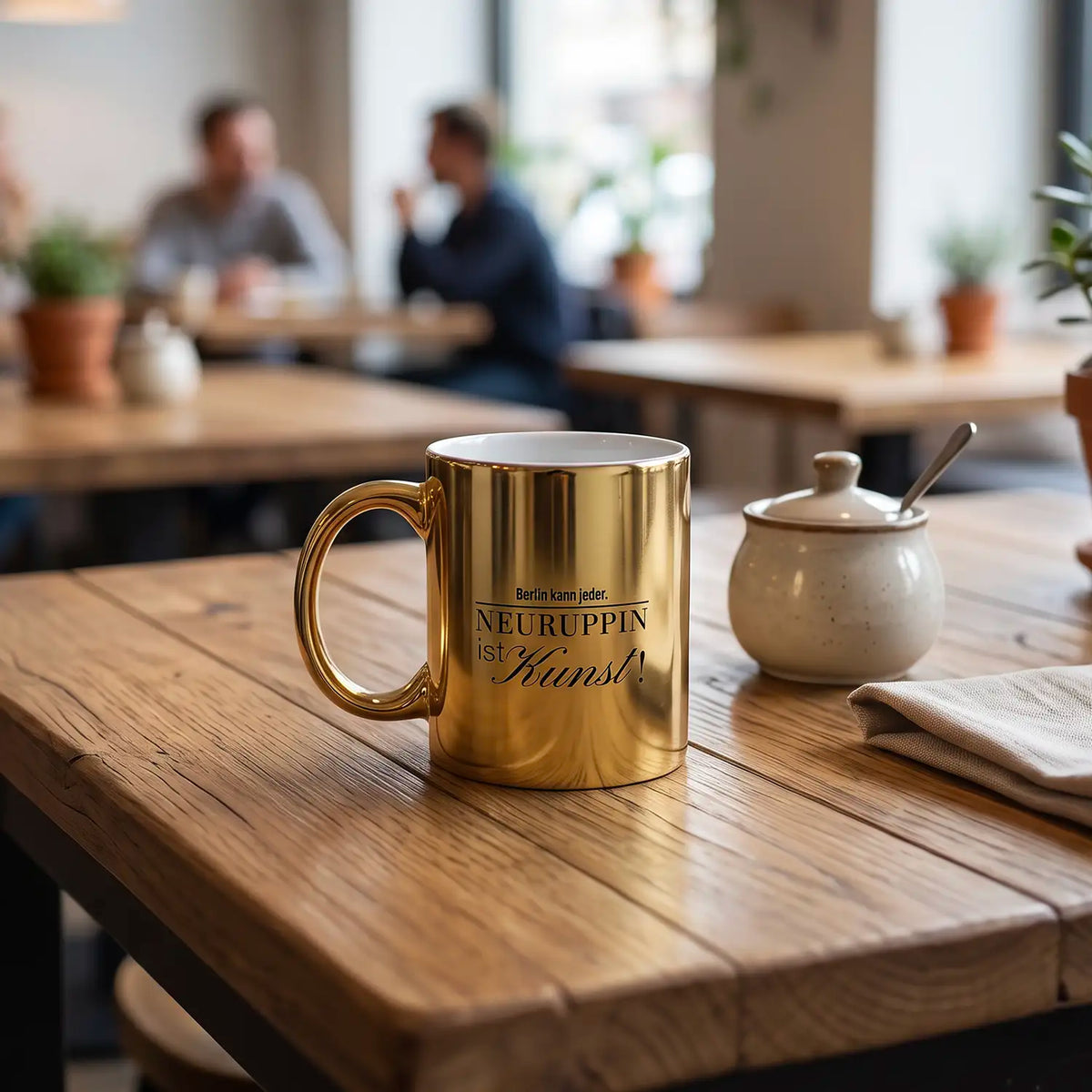 neuruppin-online-mug-becher-tasse-gold-berlin-kann-jeder-neuruppin-ist-kunst-02
